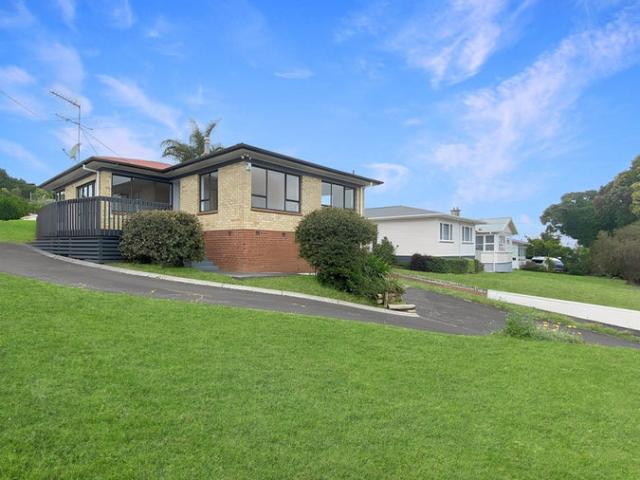 House for rent in Awhitu, Oroua County