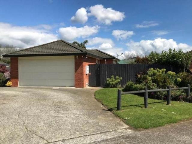House for rent in Awhitu, Oroua County