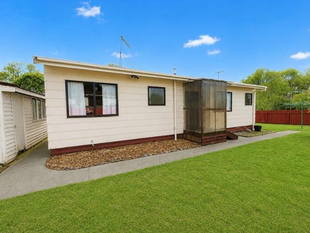 House for rent in Awhitu, Oroua County