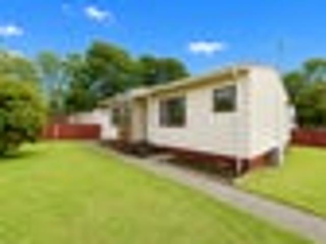 House for rent in Awhitu, Oroua County
