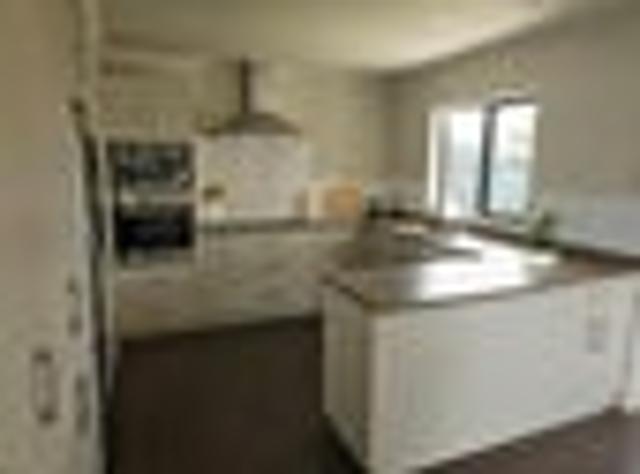 House for rent in Awhitu, Oroua County
