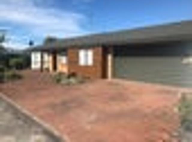 Townhouse for rent in Pukekohe, Franklin