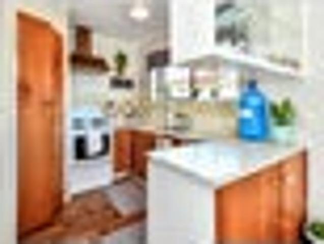 Apartment for rent in Awhitu
