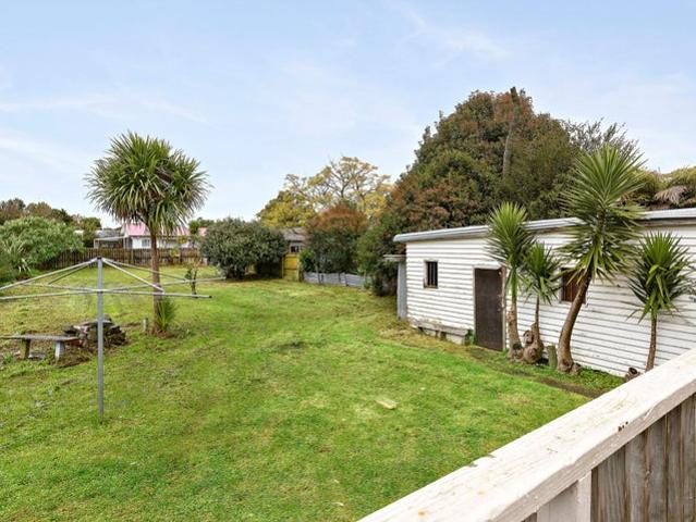 House for rent in Awhitu