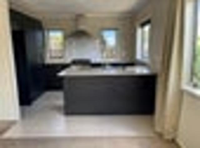 Townhouse for rent in Awhitu