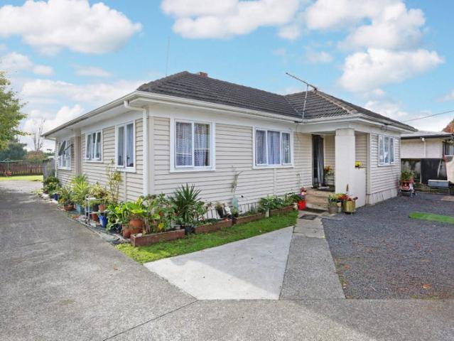 House for rent in Awhitu