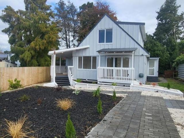 House for rent in Awhitu, Oroua County