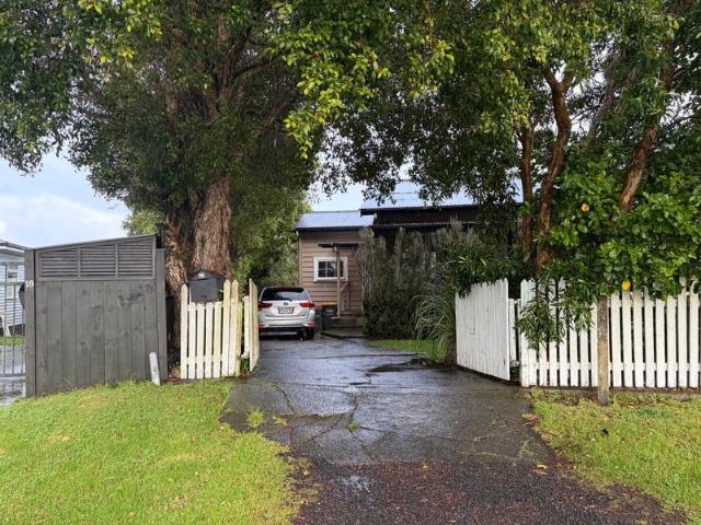 House for rent in Awhitu
