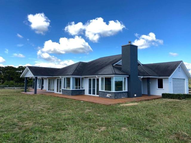 House for rent in Awhitu, Oroua County