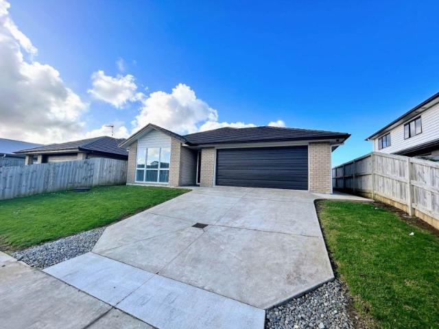 House for rent in Awhitu