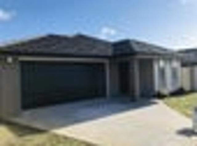 House for rent in Awhitu, Oroua County