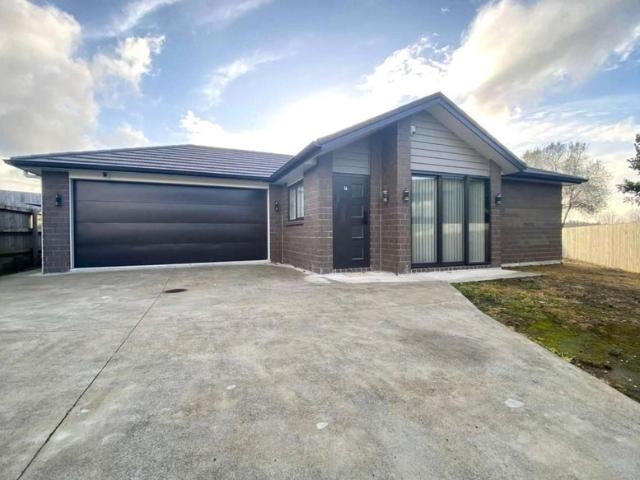 House for rent in Awhitu