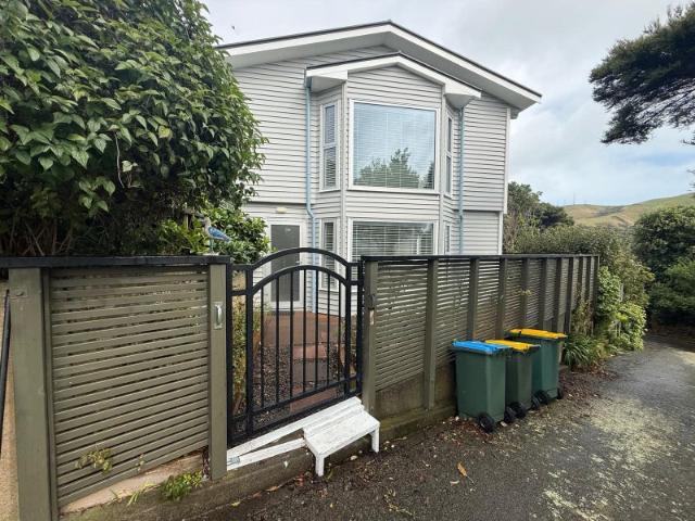 Apartment for rent in Pukerua Bay, Wellington