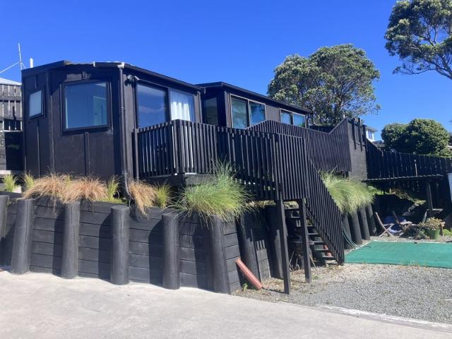 Apartment for rent in Pukerua Bay, Wellington