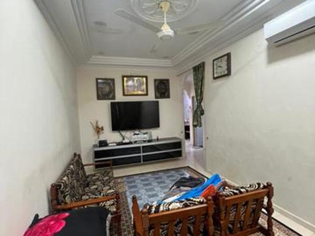 Terraced House for rent in Gedong