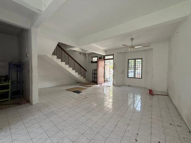 Terraced House for sale in Bandaraya Klang, Klang