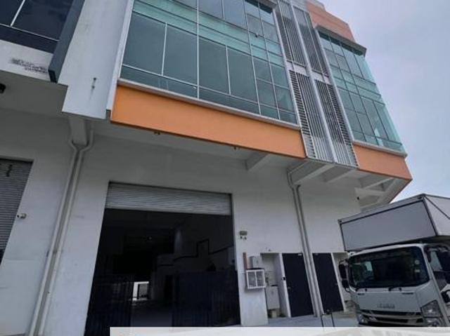 Warehouse for rent in Puchong, Majlis Bandaraya Subang Jaya