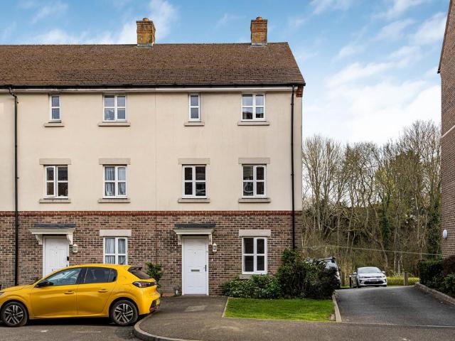 House for rent in Marehill, Horsham