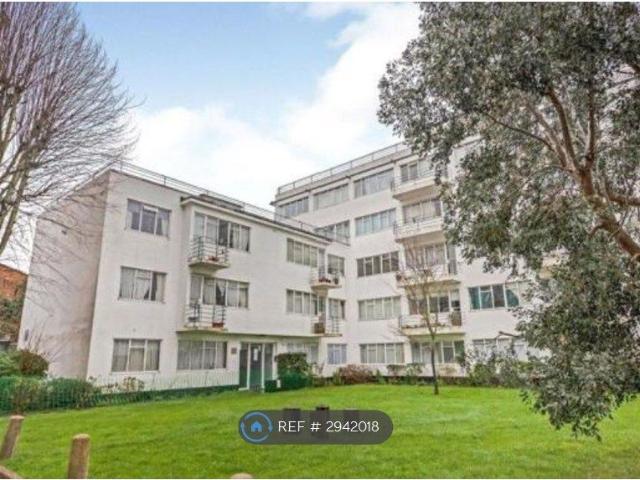 Studio for rent in Streatham Hill, Greater London