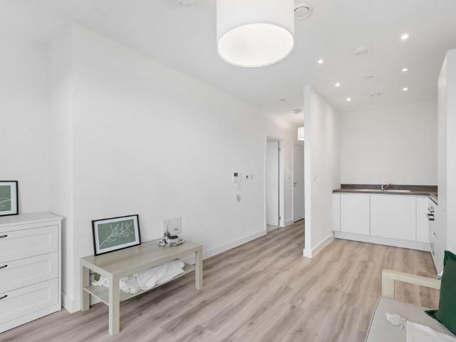 Apartment for rent in Preston, Greater London