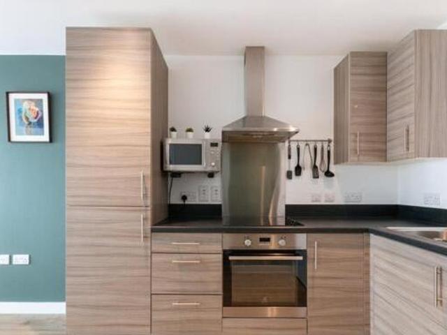 House for sale in Brentford End, Greater London