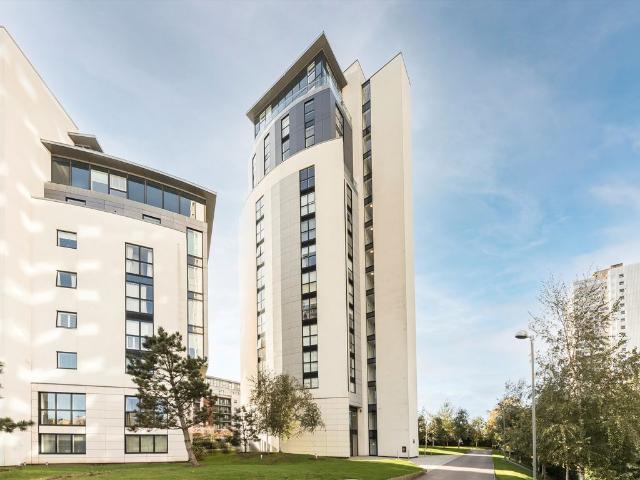 House for rent in London Borough of Hounslow, Greater London