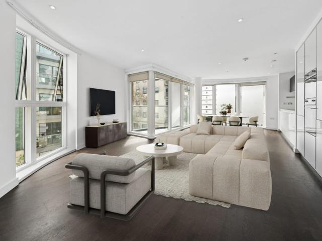 Apartment for rent in London Borough of Hounslow, Greater London