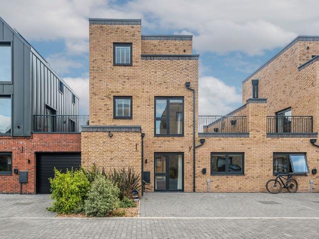 House for rent in Abbey Park, Barton In Fabis