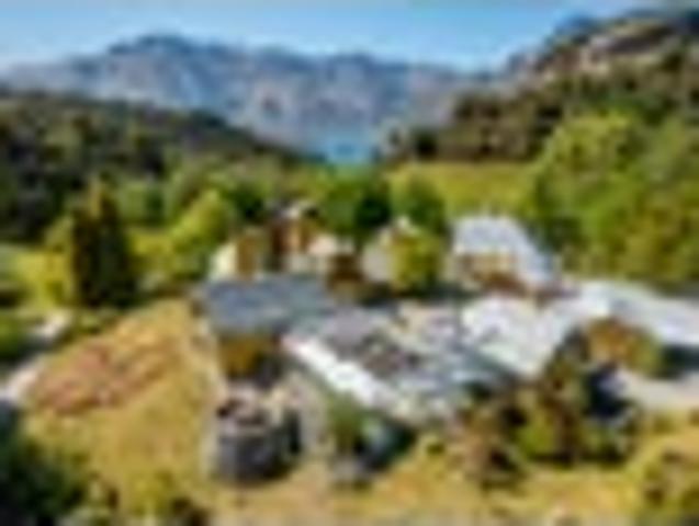 House for sale in Otakou