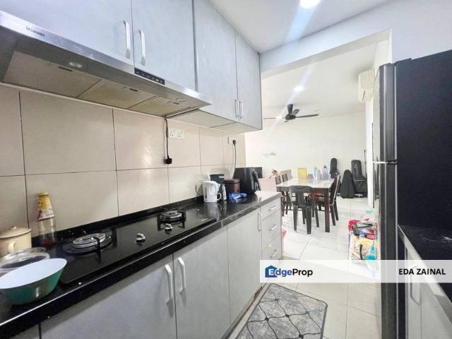 Condominium for sale in Petaling, Alam Impian