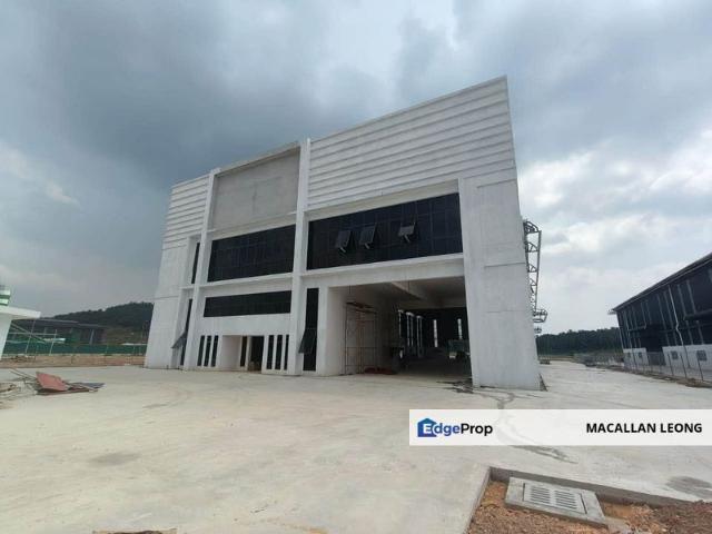 Warehouse for rent in Seksyen 8, Bandar Puncak Alam