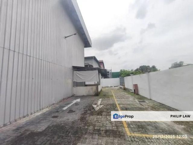 Warehouse for rent in Seksyen 8, Bandar Puncak Alam
