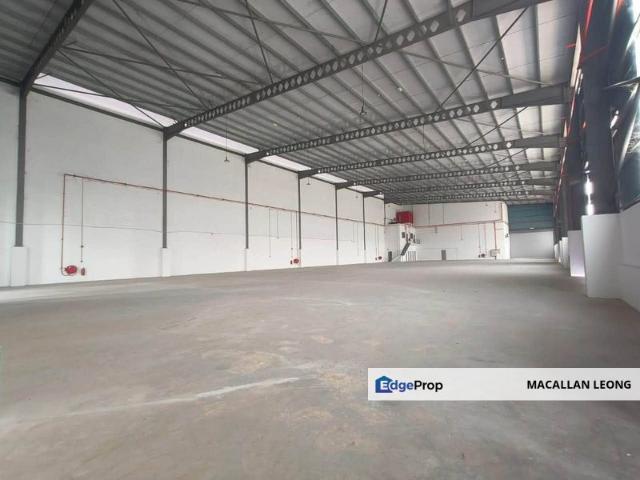 Warehouse for rent in Seksyen 8, Bandar Puncak Alam
