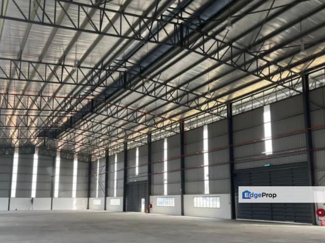 Warehouse for rent in Seksyen 8, Bandar Puncak Alam