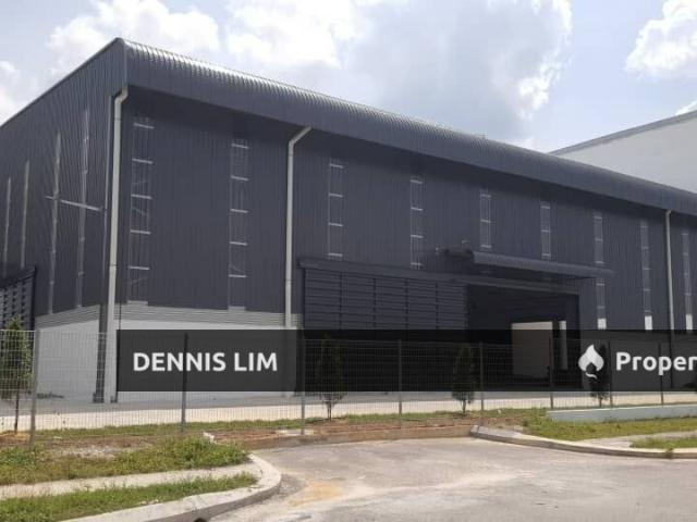 Warehouse for rent in Seksyen 8, Bandar Puncak Alam