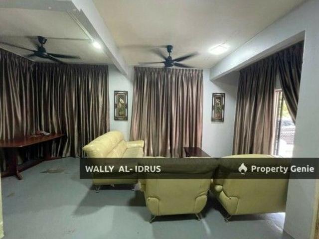 House for rent in Seksyen 8, Bandar Puncak Alam