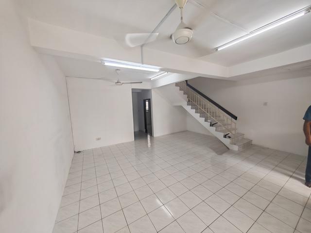 Terraced House for rent in Petaling, Subang Jaya