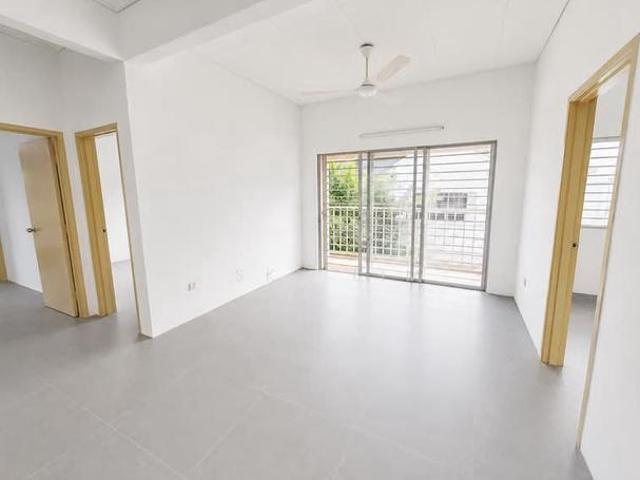Terraced House for sale in Seri Kembangan, Majlis Bandaraya Subang Jaya