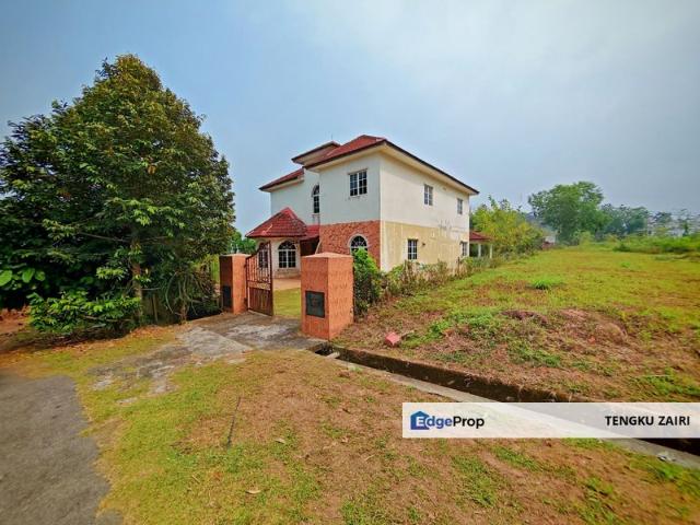 House for sale in Kampung Limau Manis, Sepang