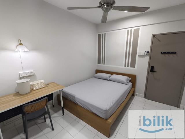 Room for rent in PJU 1A, Petaling Jaya