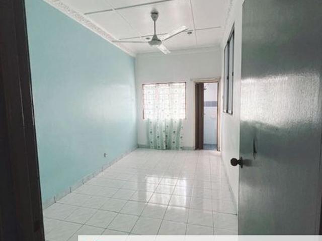 House for rent in Petaling, Alam Impian