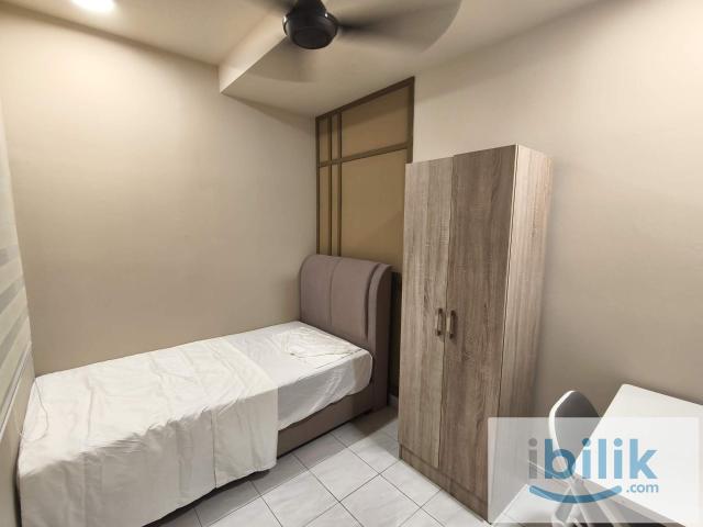 Room for rent in PJU 1A, Petaling Jaya