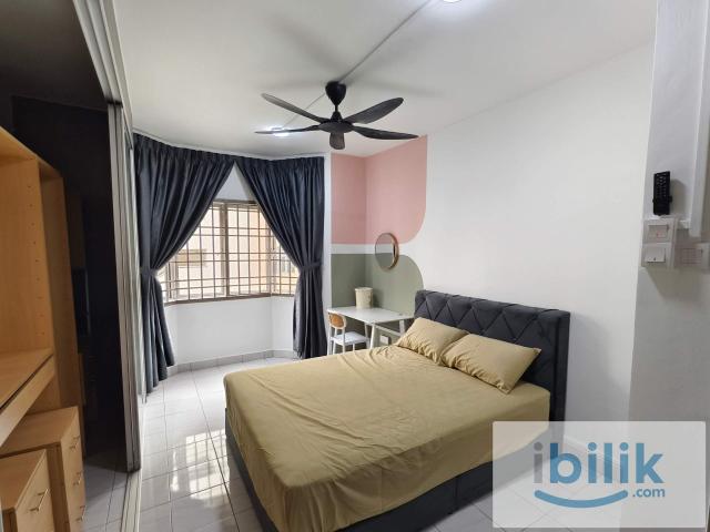 Room for rent in Petaling, Damansara Damai