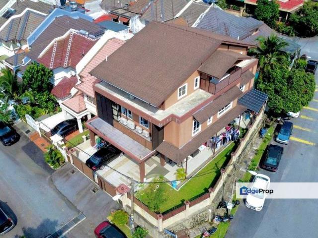 House for sale in Country Heights Damansara, Kuala Lumpur