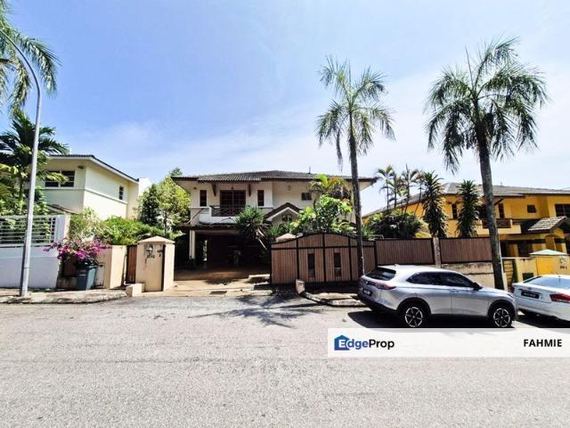 House for sale in Country Heights Damansara, Kuala Lumpur