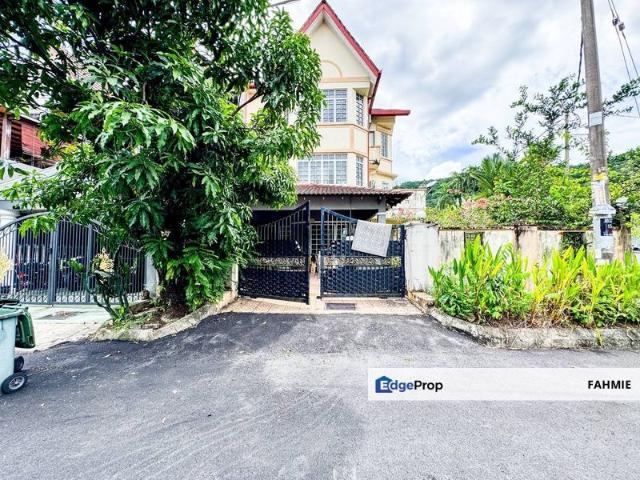 House for sale in Country Heights Damansara, Kuala Lumpur