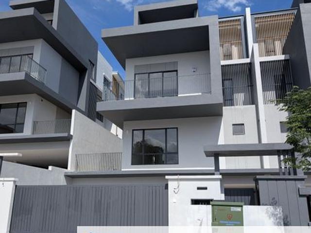 House for sale in Country Heights Damansara, Kuala Lumpur