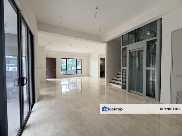 House for sale in Country Heights Damansara, Kuala Lumpur