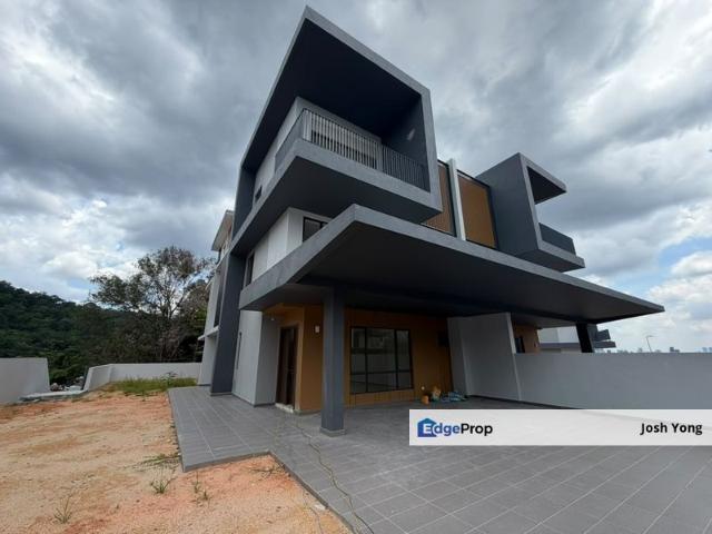 House for sale in Country Heights Damansara, Kuala Lumpur