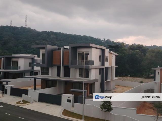 House for sale in Country Heights Damansara, Kuala Lumpur